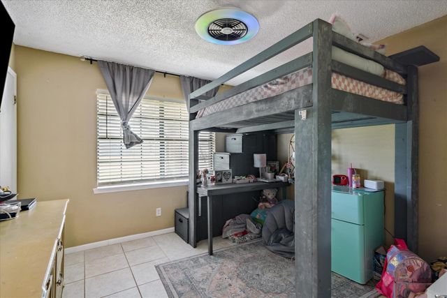 350 Alaska, Van, TX 75790