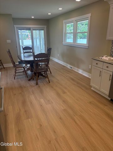 282 Washington Street, Saratoga Springs, NY 12866