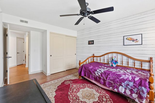 1834 Mimosa Trail, Florence, KY 41042