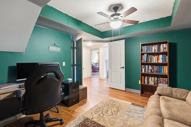 1834 Mimosa Trail, Florence, KY 41042