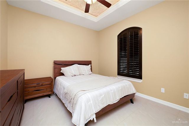 2421 E Tin Avenue, Edinburg, TX 78542