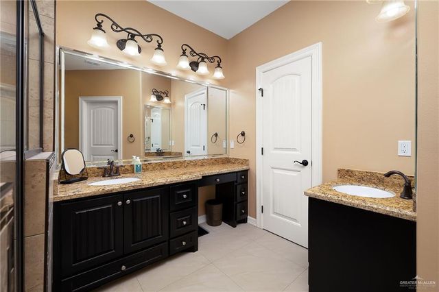 2421 E Tin Avenue, Edinburg, TX 78542