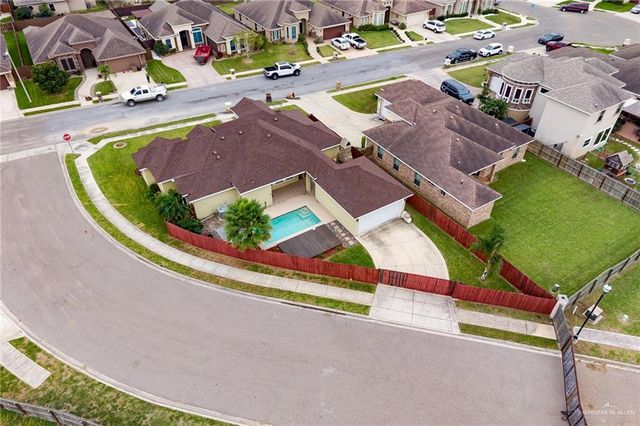 2421 E Tin Avenue, Edinburg, TX 78542