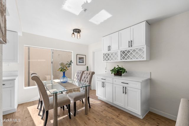 8800 Burnet Avenue Unit 15, North Hills, CA 91343