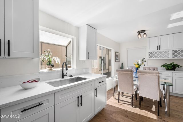 8800 Burnet Avenue Unit 15, North Hills, CA 91343