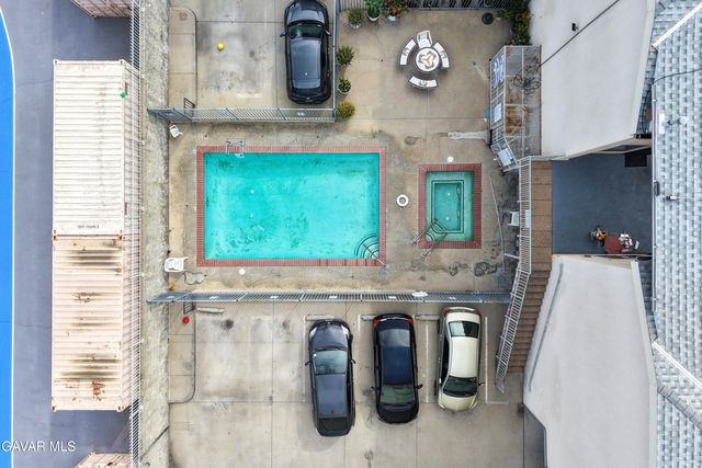 8800 Burnet Avenue Unit 15, North Hills, CA 91343