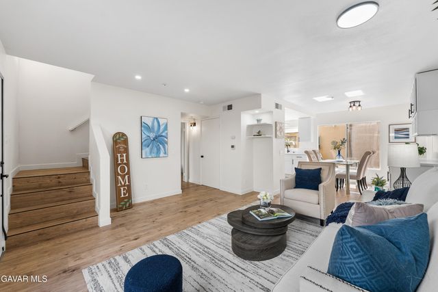 8800 Burnet Avenue Unit 15, North Hills, CA 91343