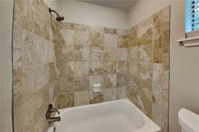 1120 Terramont Drive, Roswell, GA 30076