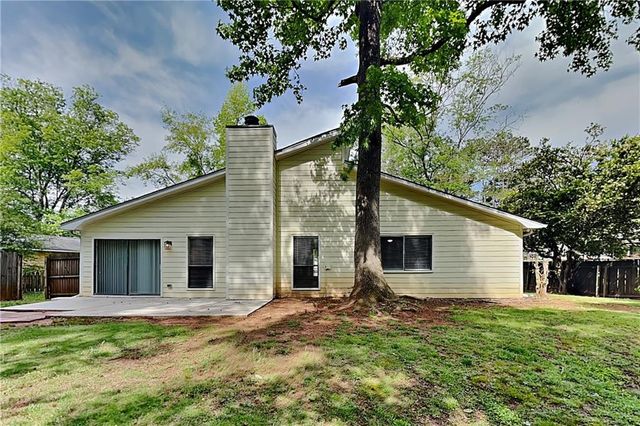 1120 Terramont Drive, Roswell, GA 30076