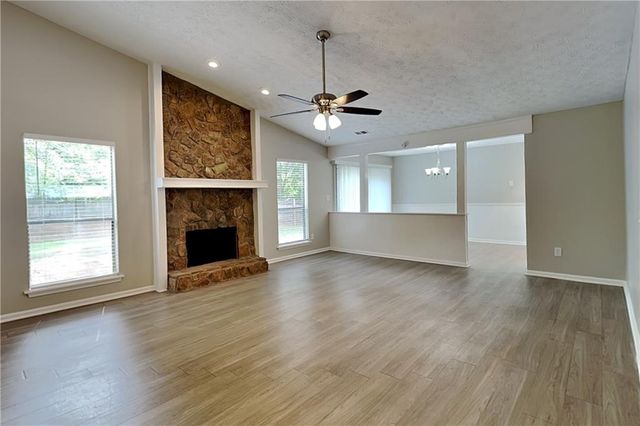 1120 Terramont Drive, Roswell, GA 30076