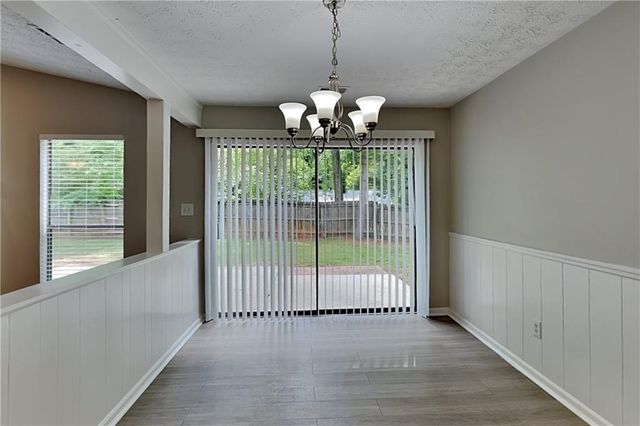 1120 Terramont Drive, Roswell, GA 30076