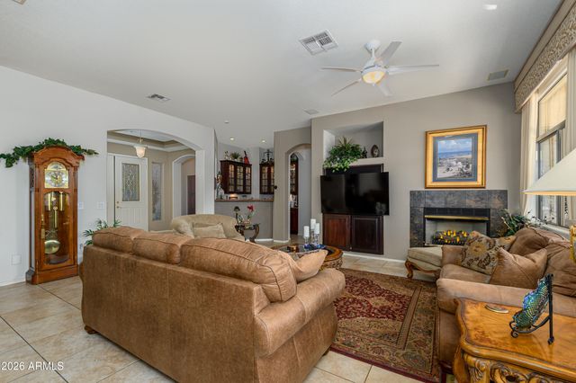 17783 W ADDIE Lane, Surprise, AZ 85374