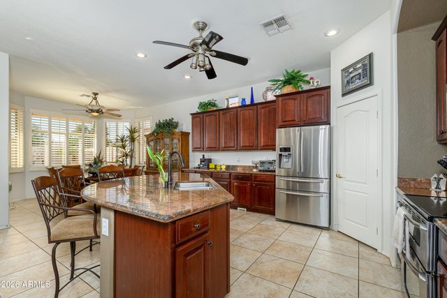 17783 W ADDIE Lane, Surprise, AZ 85374