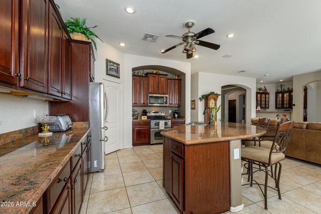 17783 W ADDIE Lane, Surprise, AZ 85374