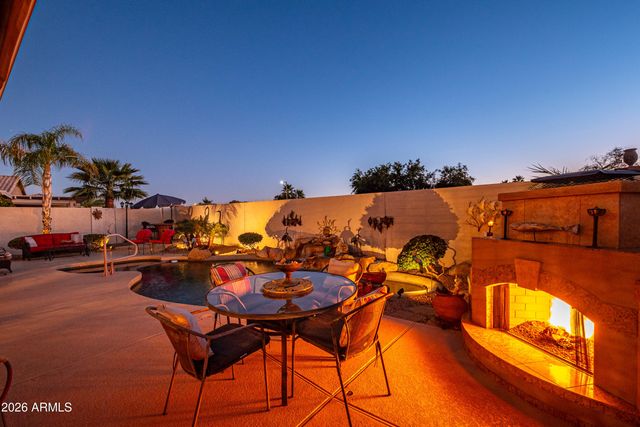 17783 W ADDIE Lane, Surprise, AZ 85374