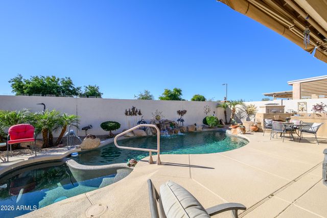 17783 W ADDIE Lane, Surprise, AZ 85374