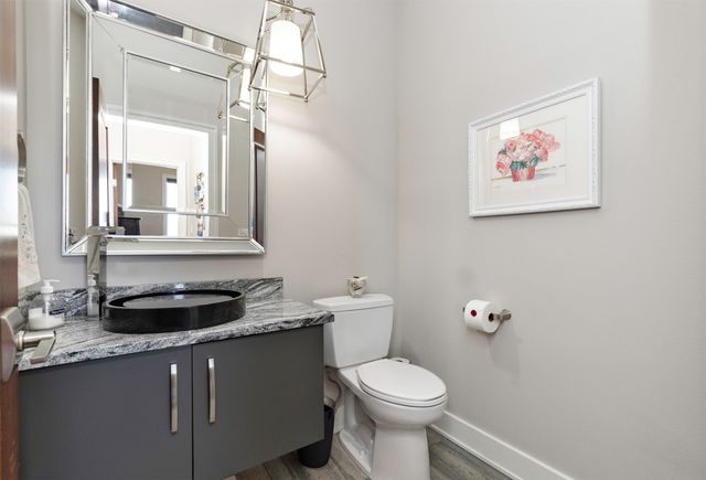 505 NE Dellwood Court, Waukee, IA 50263