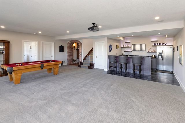 505 NE Dellwood Court, Waukee, IA 50263