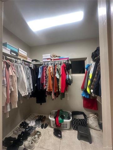 600 S Viento Dorado Street, Mission, TX 78572