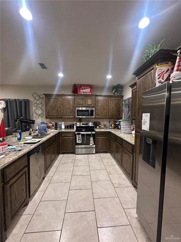 600 S Viento Dorado Street, Mission, TX 78572