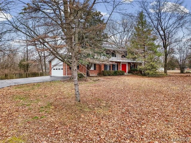 421 Andover Lane, Ballwin, MO 63011