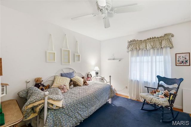 421 Andover Lane, Ballwin, MO 63011