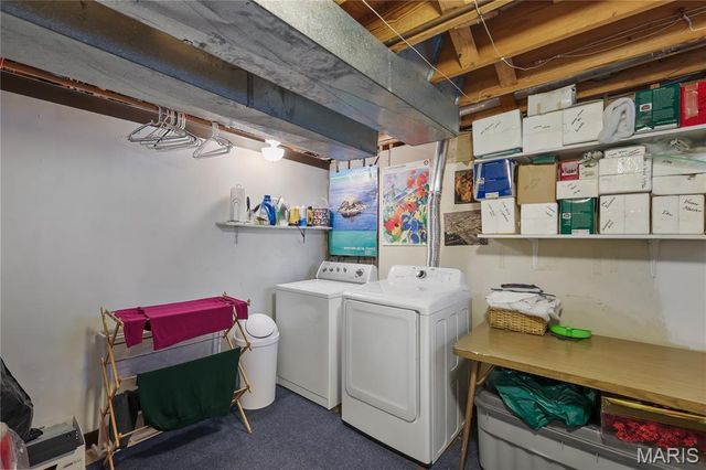 421 Andover Lane, Ballwin, MO 63011