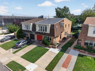 305 127th Street, College Point, NY 11356