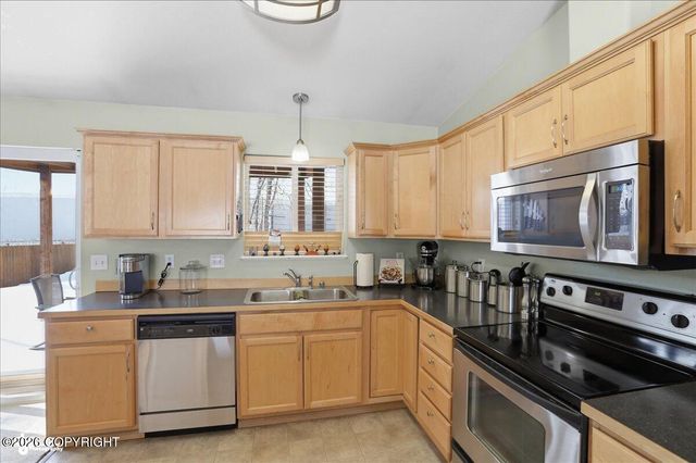 9320 Aphrodite Drive, Anchorage, AK 99515