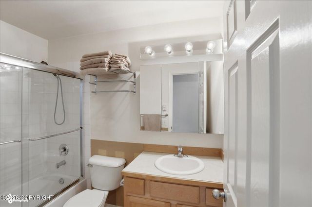 9320 Aphrodite Drive, Anchorage, AK 99515