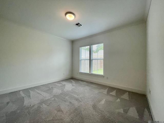 9135 Southlawn Dr, Baton Rouge, LA 70810