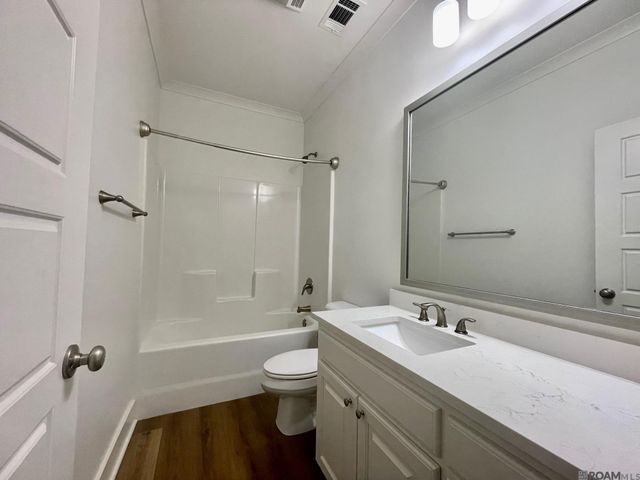9135 Southlawn Dr, Baton Rouge, LA 70810