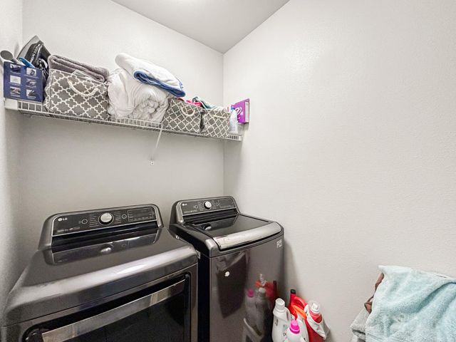 2709 Pontiac Avenue, Clovis, CA 93611