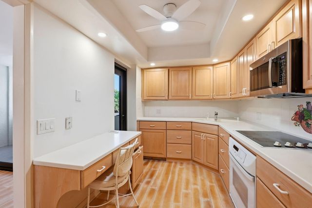6885 N OCEAN Boulevard 1010, Ocean Ridge, FL 33435