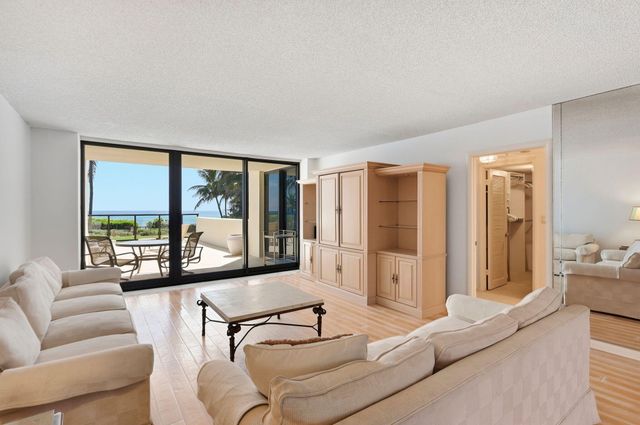 6885 N OCEAN Boulevard 1010, Ocean Ridge, FL 33435