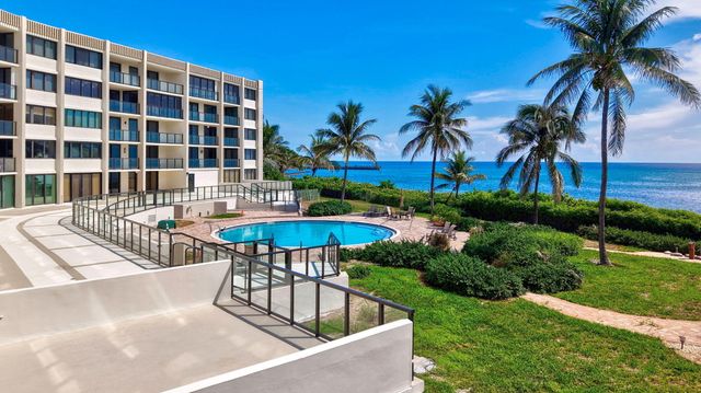 6885 N OCEAN Boulevard 1010, Ocean Ridge, FL 33435