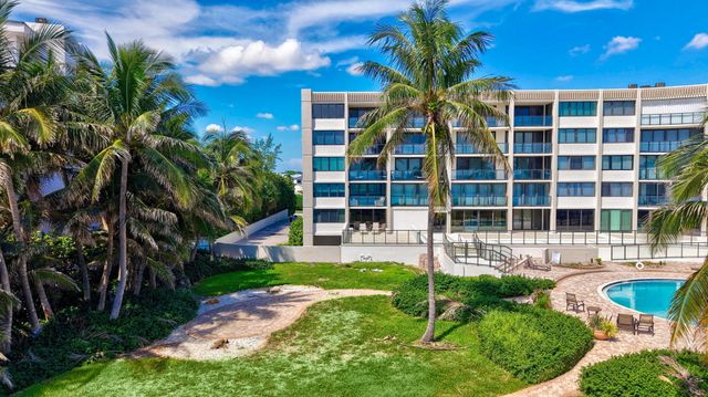 6885 N OCEAN Boulevard 1010, Ocean Ridge, FL 33435