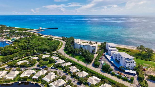 6885 N OCEAN Boulevard 1010, Ocean Ridge, FL 33435