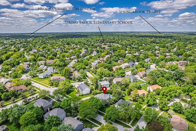 391 DuPahze Street, Naperville, IL 60565