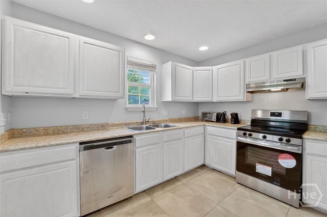 2008 Essex Avenue, Savannah, GA 31405