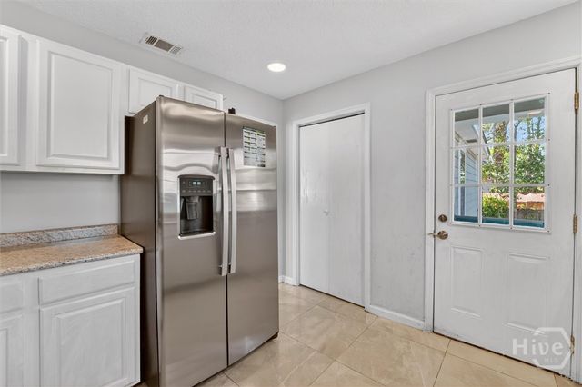 2008 Essex Avenue, Savannah, GA 31405