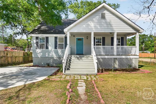 2008 Essex Avenue, Savannah, GA 31405