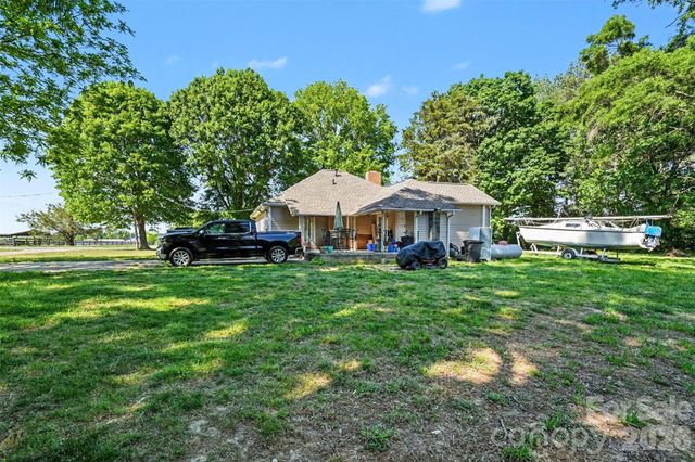 6805 Lackey Road, Vale, NC 28168