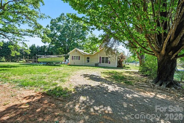 6805 Lackey Road, Vale, NC 28168