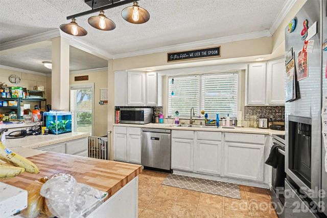 6805 Lackey Road, Vale, NC 28168