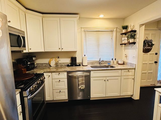 520 E Main Street 1C, Barrington, IL 60010