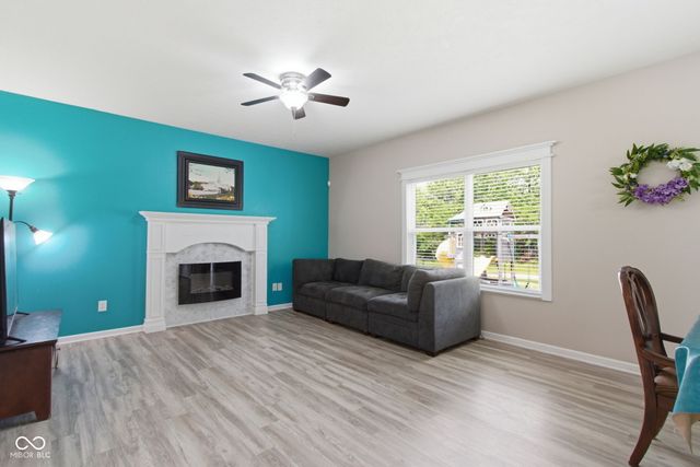 1867 Archbury Drive, Avon, IN 46123
