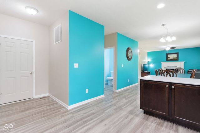 1867 Archbury Drive, Avon, IN 46123