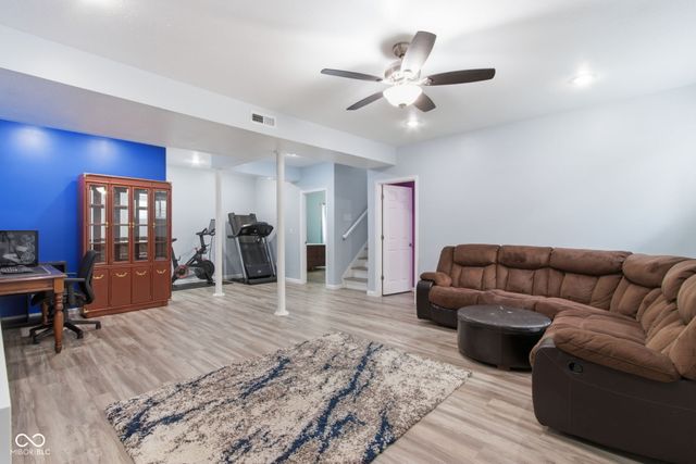 1867 Archbury Drive, Avon, IN 46123