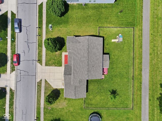 1867 Archbury Drive, Avon, IN 46123